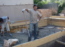 Своя рубаха ближе к телу: жители Новороссийска и края все жилы вытянут на покупку жилья