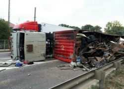 Автобус в рубашке родился! - решили  очевидцы ДТП недалеко от Новороссийска