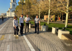 Помыть плитку, убрать самокаты: набережную Новороссийска пообещали привести в порядок 