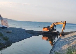 На Суджукской косе Новороссийска зафиксированы нарушения, а о проране забыли