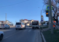 В Новороссийске установили новый светофор: на заметку водителям 