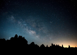 Гороскоп на 9 сентября: ракам нужно разобраться в отношениях, а скорпионам довериться интуиции 