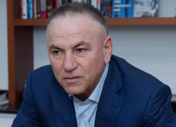 Не ваше дело: процесс об изъятии активов экс-депутата Исаева проходит за закрытыми дверями