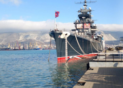 Новороссийцы в шоке: громкие хлопки со стороны моря напугали жителей