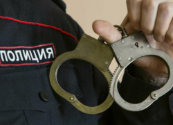 Вышел "погулять" - держи уголовку: новороссийские полицейские нашли в кармане у случайного прохожего наркотики