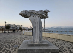 Погода в Новороссийске: до +15 градусов тепла и ветер 