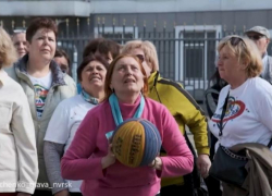 Пожилых новороссийцев поздравили с праздником — а их могло бы быть больше