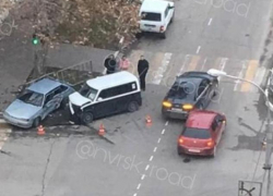 Два ДТП на одном перекрестке. «Доброе утро» в Новороссийске