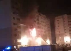 В Новороссийске пожарные не могли подъехать к месту пожара из-за припаркованной машины