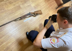 Новороссиец решил горячий спор выстрелом в женщину и её супруга