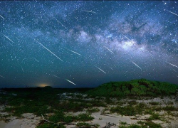 Новороссийцы смогут увидеть уникальную комету и звездопады 