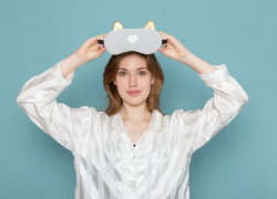 Гороскоп от "Блокнота": каким знакам звезды улыбнутся