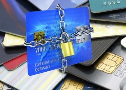 Минус миллион: пострадала жительница Новороссийска