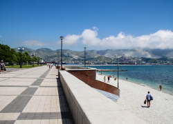 Пожилая женщина чуть не утонула воскресным утром в Новороссийске