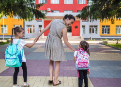 Первое сентября могут сделать выходным днем для родителей