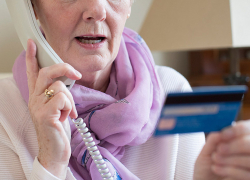 100 000 рублей в кошельки преступников: аферисты терроризируют новороссийцев 