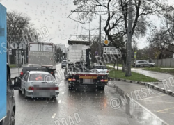 Контейнеровозы везде: аварии и "бордовые" пробки в Новороссийске