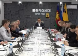 Андрей Кравченко обсудил вопросы большегрузов, безопасности и пробок с подчиненными
