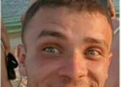 Пропал единственный сын у матери