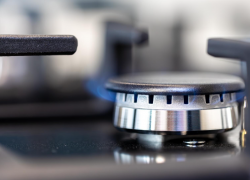 Вам отключат газ: более суток новороссийцы просидят без голубого топлива 