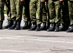 Призывать на военную службу будут теперь круглый год