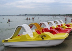 Катание на катамаране привело к гибели мужчины и ребенка недалеко от Новороссийска