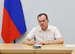 Туристы забирают топливо: губернатор Краснодарского края попросил увеличить поставки бензина 
