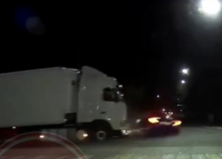 Жесткое ДТП: большегруз влетел в легковушку в Новороссийске 