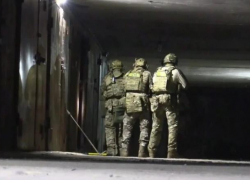 ФСБ заявила о предотвращении атаки 13 дронов на военный аэродром в Ростове