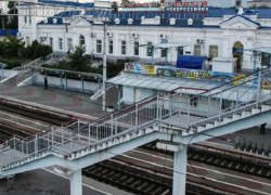 Пандус на жд-вокзале Новороссийска «изводит» местных и приезжих 