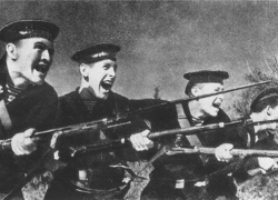 Новороссийск 75 лет назад: на Малой земле применяется опыт Сталинграда