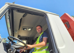 «Находили ребёнка, зубы, иконы», - один день с работником мусорного оператора в Новороссийске 