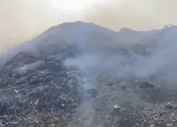 Чем дышат горожане: тлеющая свалка в Новороссийске продолжает источать зловоние