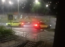 "Дети испугались!": ночной дрифт разбудил жителей Новороссийска 
