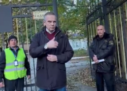 Депутат испугался вопросов? Новороссийцев не пустили на Координационный совет