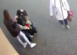 Бизнес с протянутой рукой: в Новороссийске промышляют попрошайки