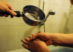 Вторую неделю подряд новороссийцам отключают горячую воду 