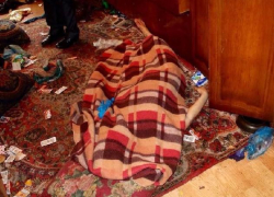 Женщина запинала супруга до смерти 