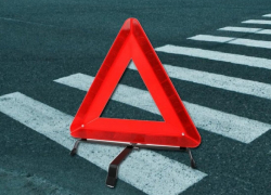 В Новороссийске водитель сбил женщину на пешеходном переходе и уехал 