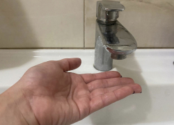 Беда не приходит одна: вслед за светом у многих новороссийцев исчезла вода