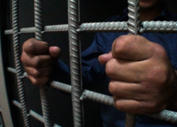 Пьяный новороссиец избил и изнасиловал девушку