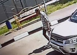 Вор украл сумку средь бела дня в центре Новороссийска