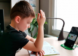 «Дистанта» не будет: новороссийские школьники и студенты продолжат посещать занятия в обычном режиме