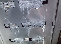 В Новороссийске пожарные вновь не могли подъехать к месту пожара из-за припаркованных машин