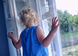 Опять москитная сетка: девочка упала с высоты в частном доме в Новороссийске