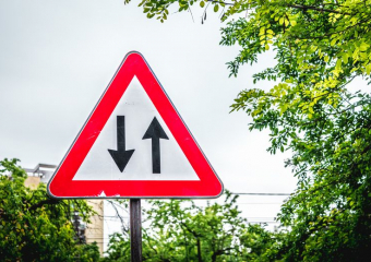 С сегодняшнего дня по улице Видова в Новороссийске открыто двустороннее движение