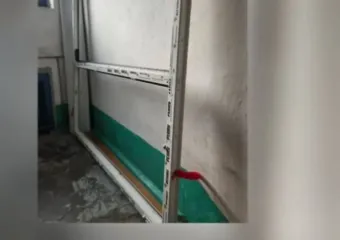 Те ли окна поставили в подъезде, поинтересовались новороссийцы