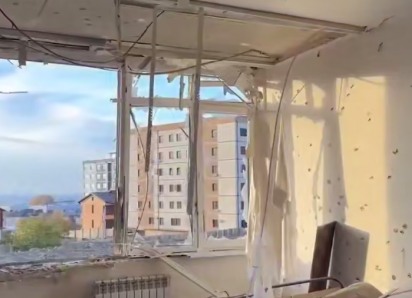 Атака беспилотников: глава Новороссийска показал поврежденные обломками дома. Введен режим ЧС