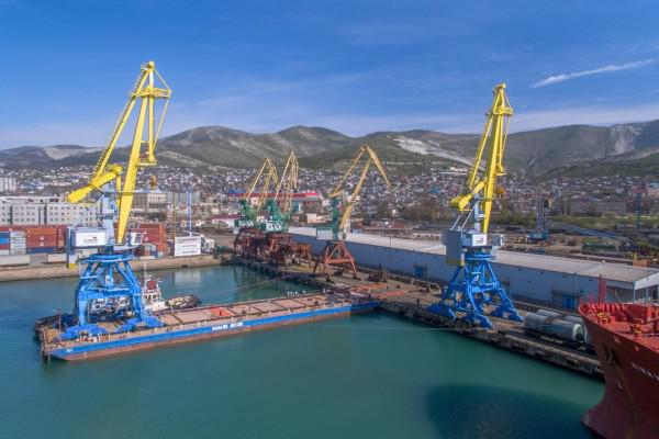 Неожиданный поворот: у бывших владельцев морского порта Новороссийска хотят конфисковать 750 млн долларов, вырученных при продаже