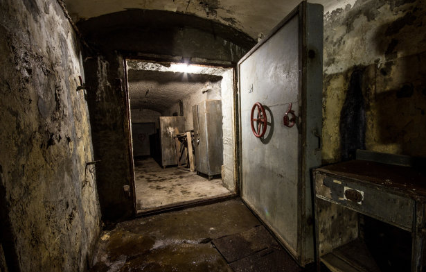 Под оживленной улицей Новороссийска нашли фашистский бункер